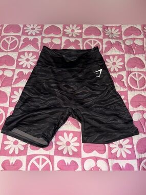 Gymshark Black and Grey Scrunch Shorts
